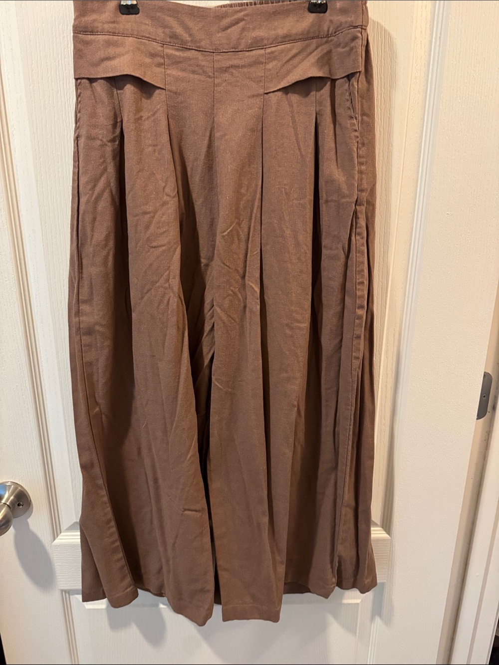 High-Waist Wide-Leg Pants in Taupe — Flowing Pleated Style